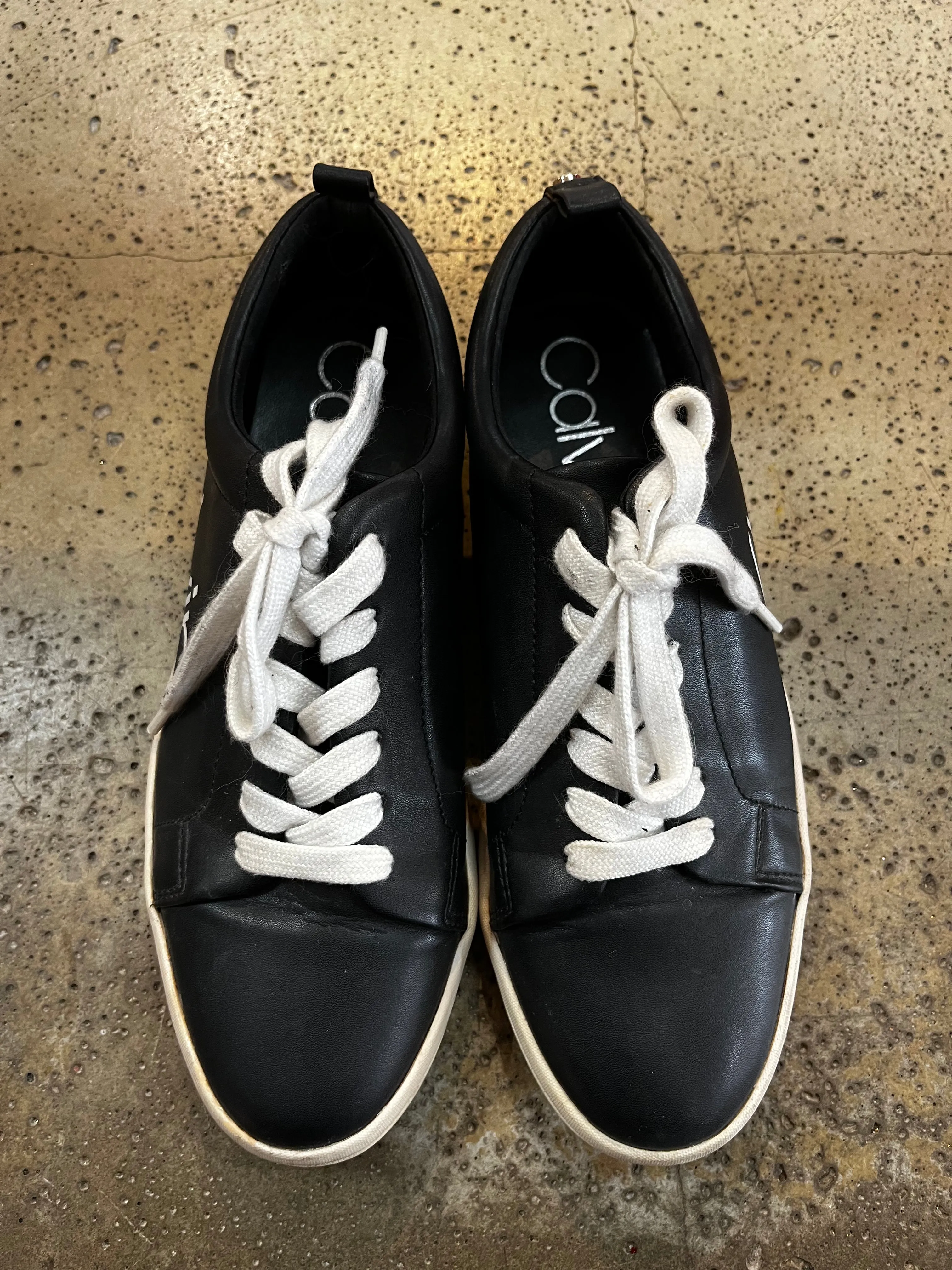 Calvin Klein Maddie Sneakers (Size 8.5)