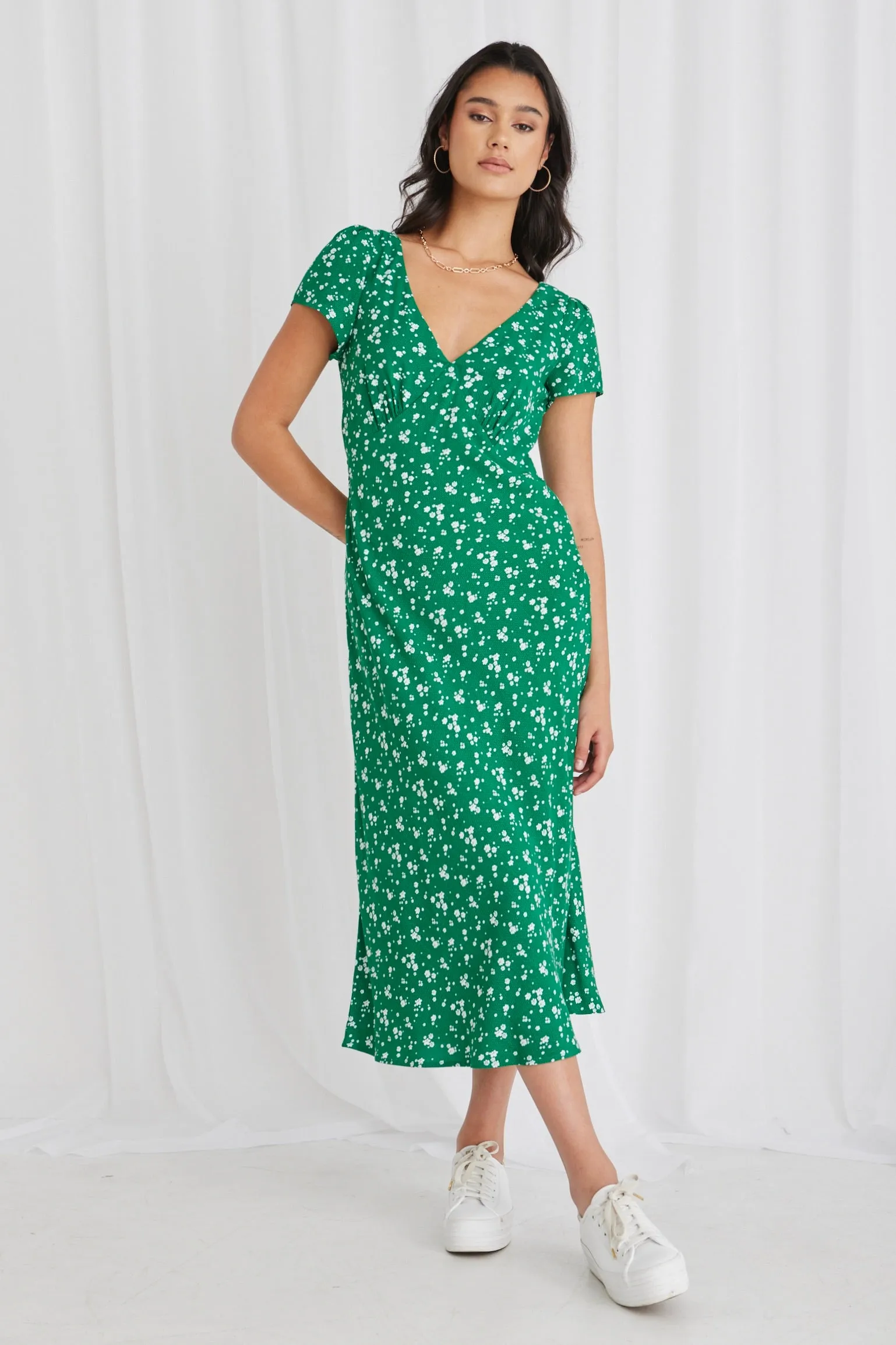 Cosmic Green Ditsy Sleeveless Slim Fit Midi Dress