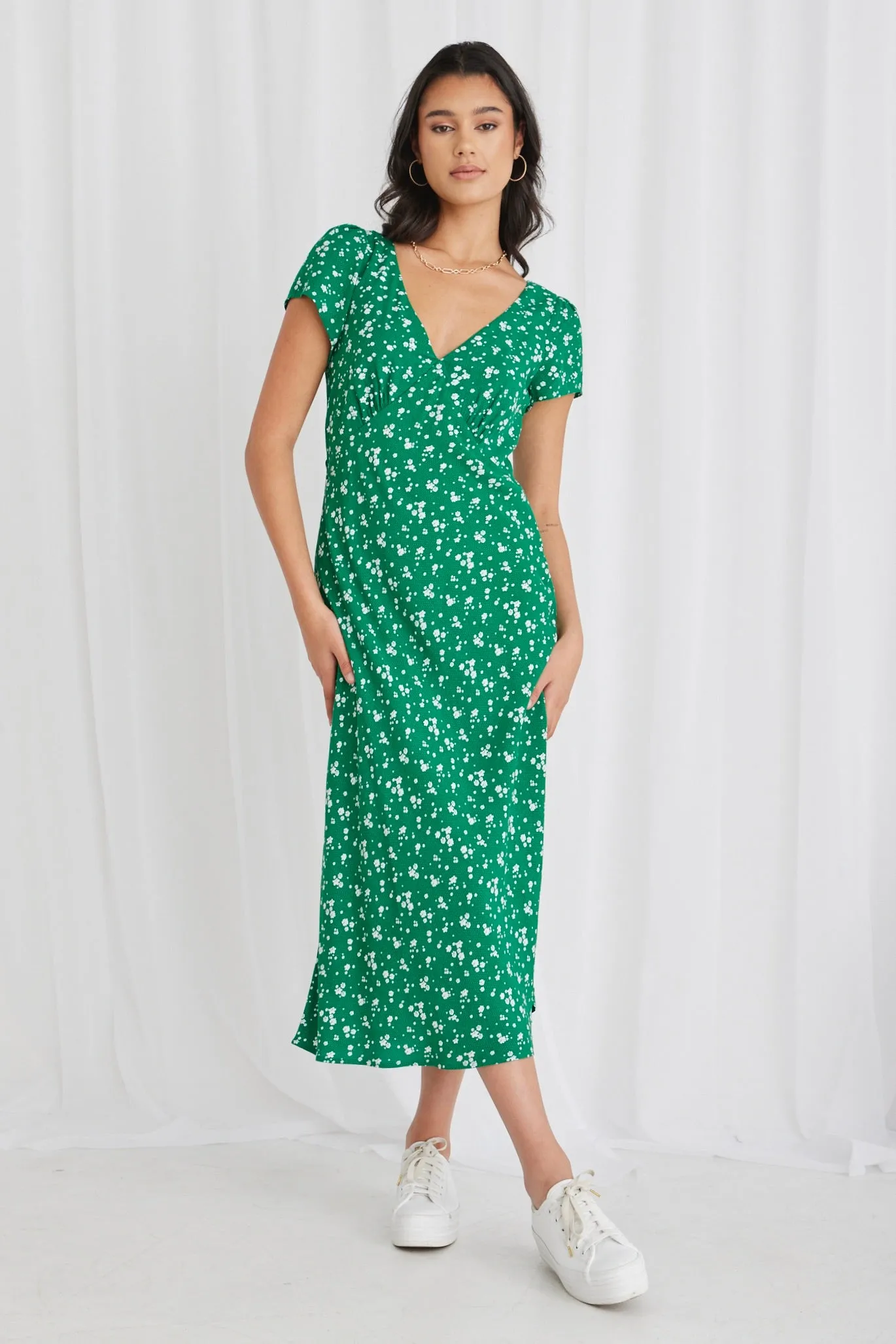 Cosmic Green Ditsy Sleeveless Slim Fit Midi Dress