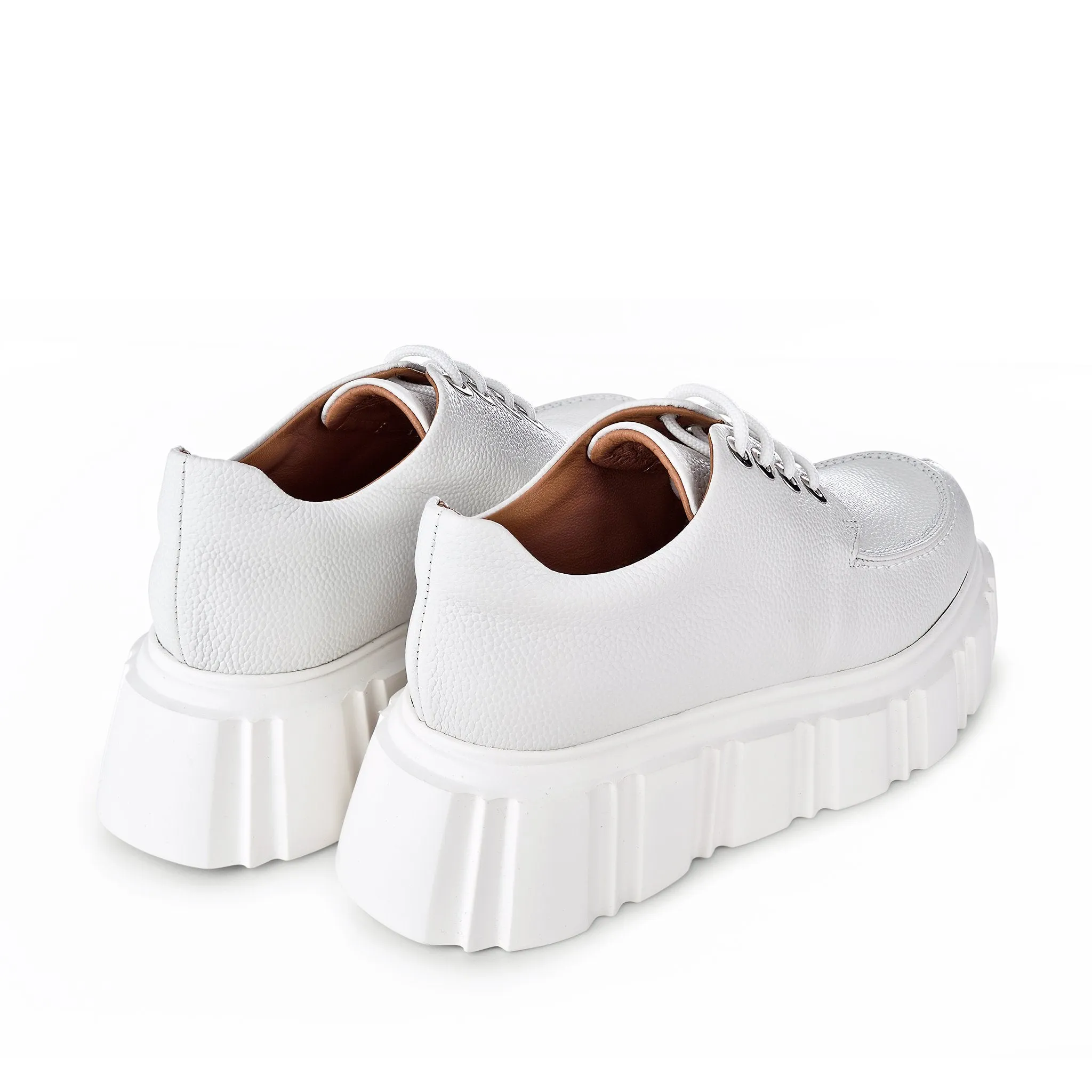 Jun Off White Lace-Up Loafers