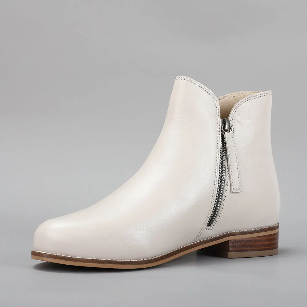 Molly Boot - Off White