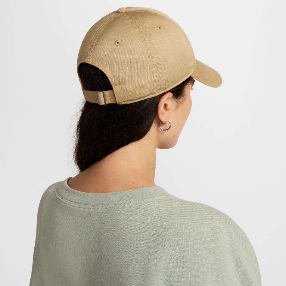 U NK CLUB CAP U CB FUT WSH L - Image 3