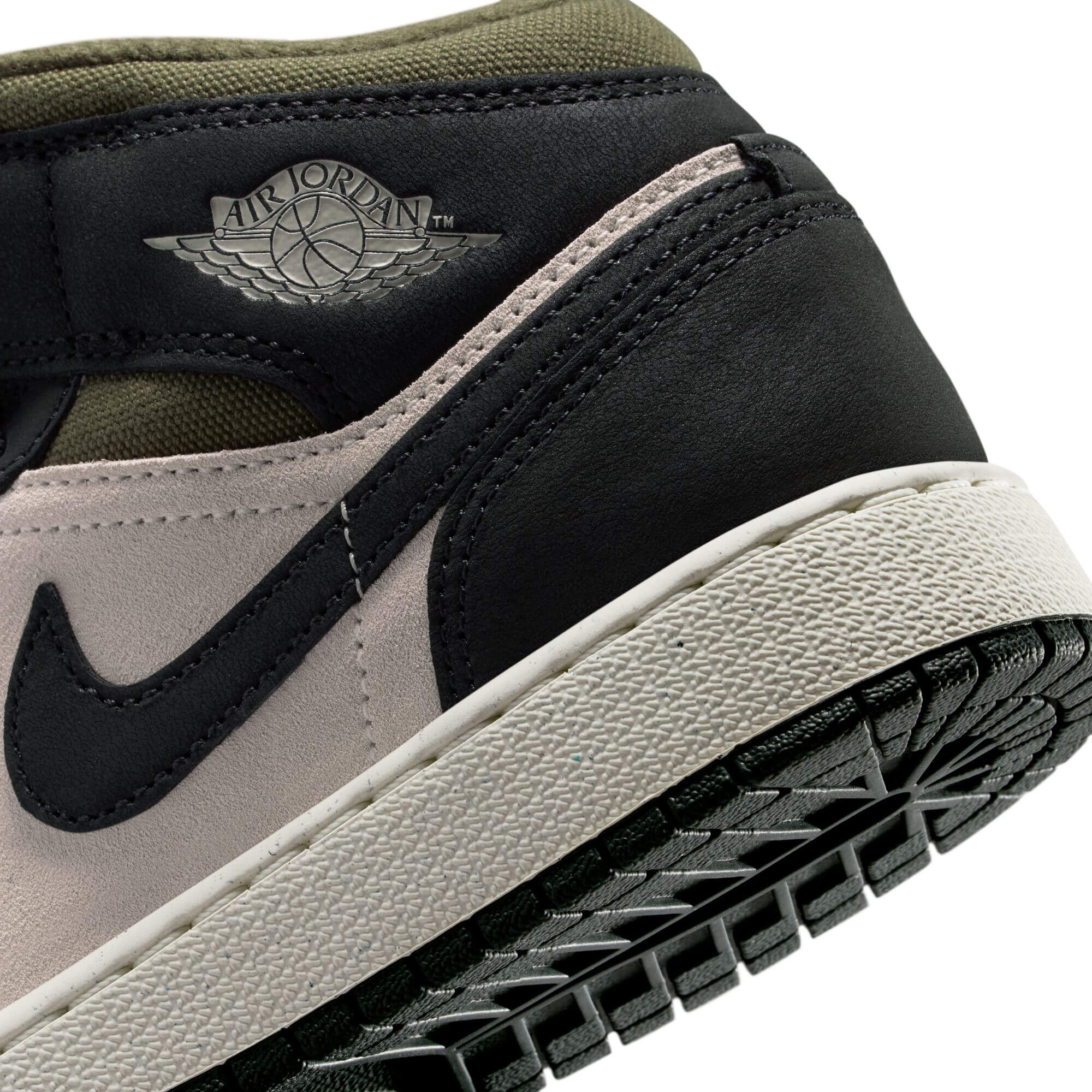 AIR JORDAN 1 MID סניקרס - Image 7