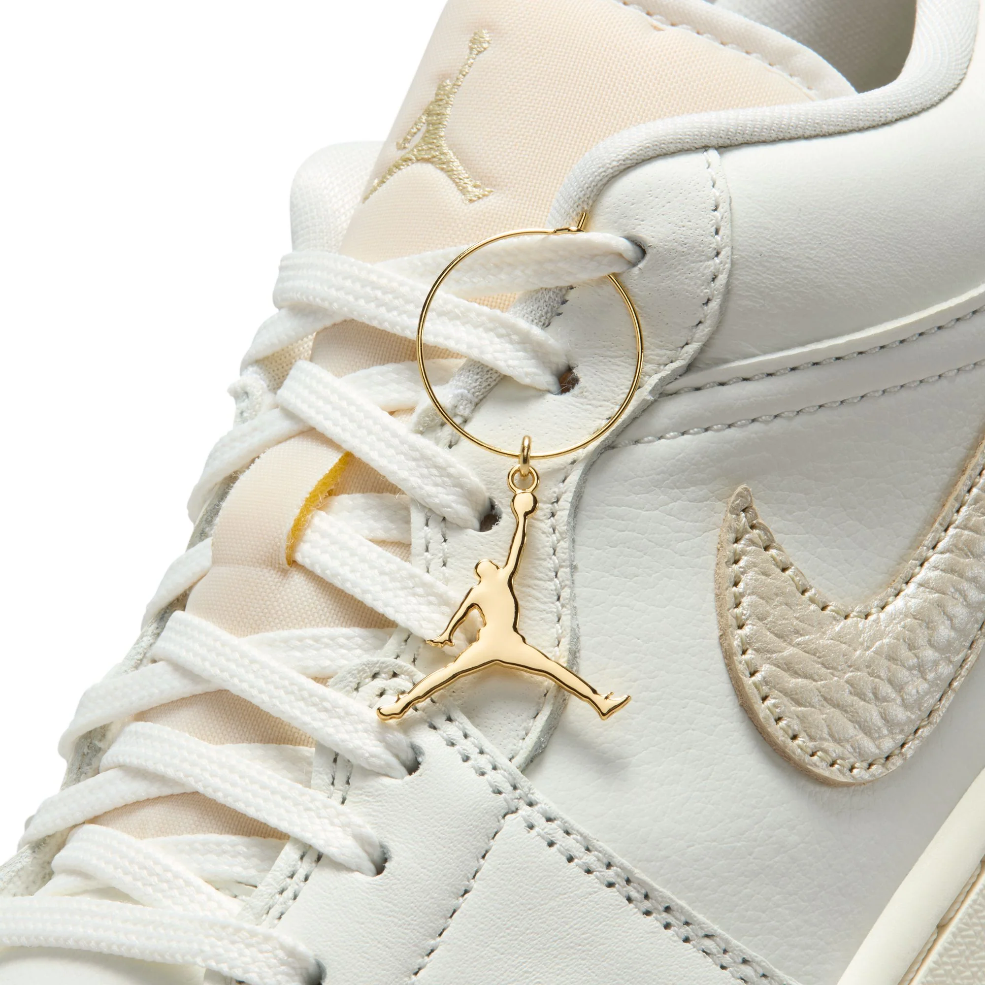AIR JORDAN 1 LOW  סניקרס - Image 5
