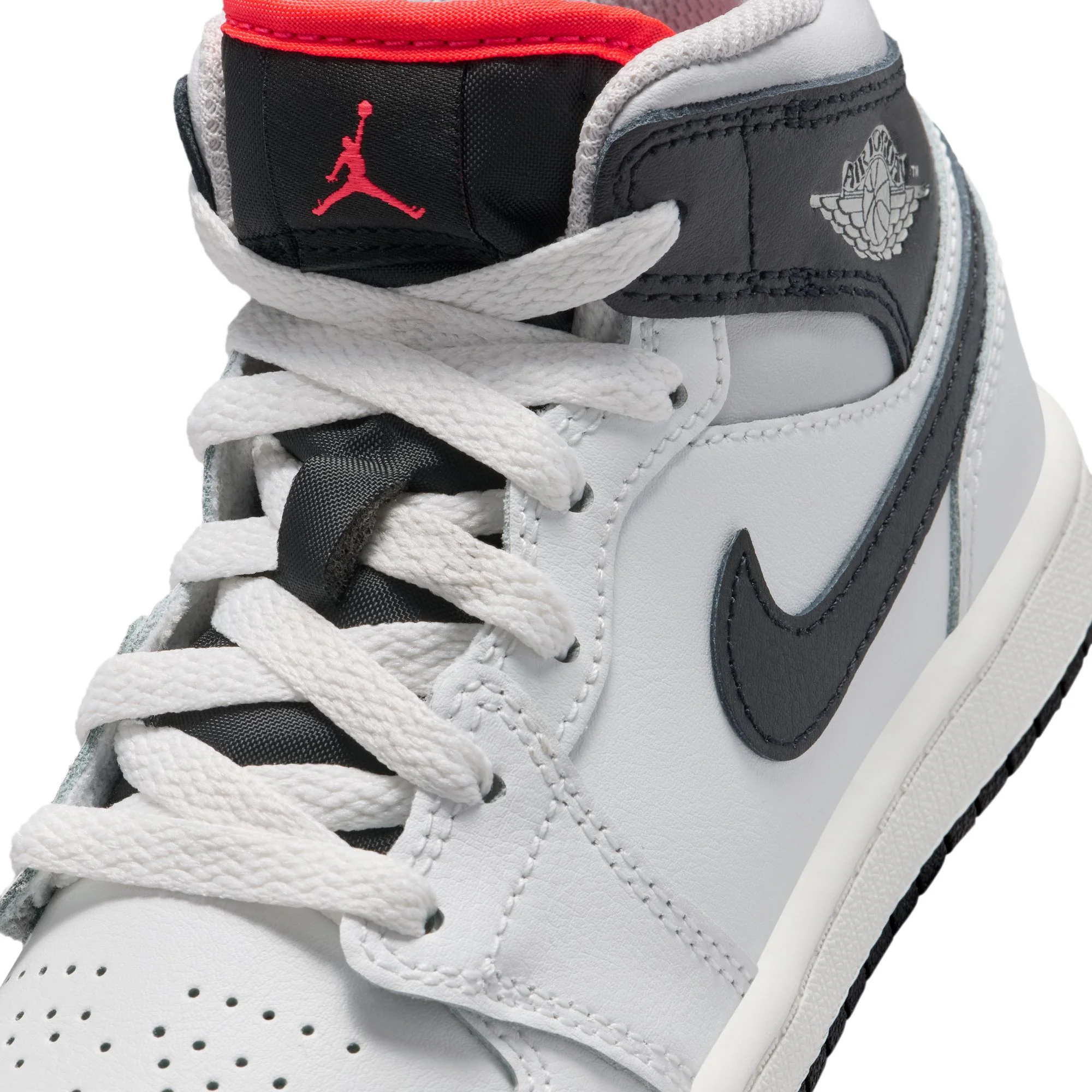 JORDAN 1 MID סניקרס - Image 3