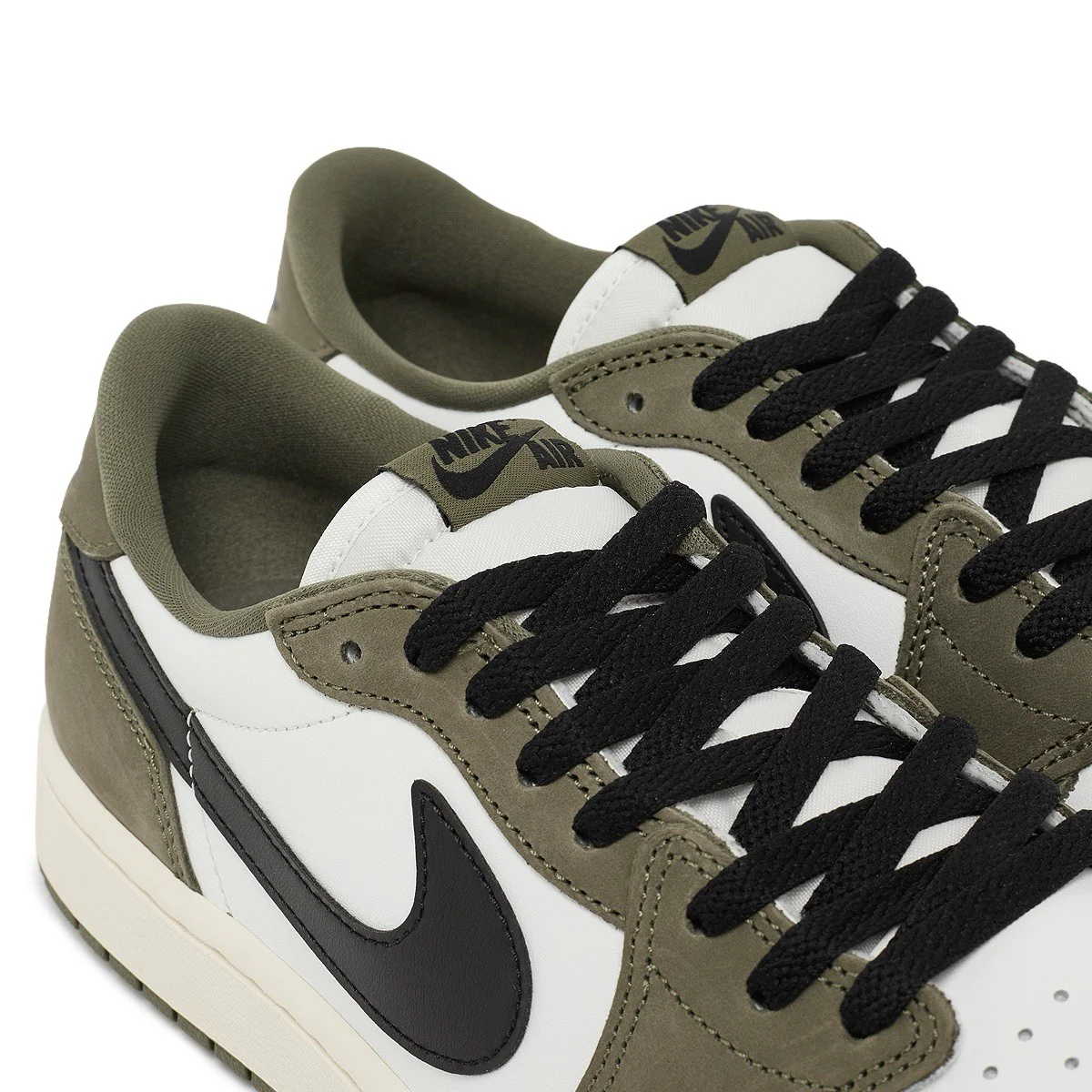 AIR JORDAN 1 RETRO LOW סניקרס - Image 3
