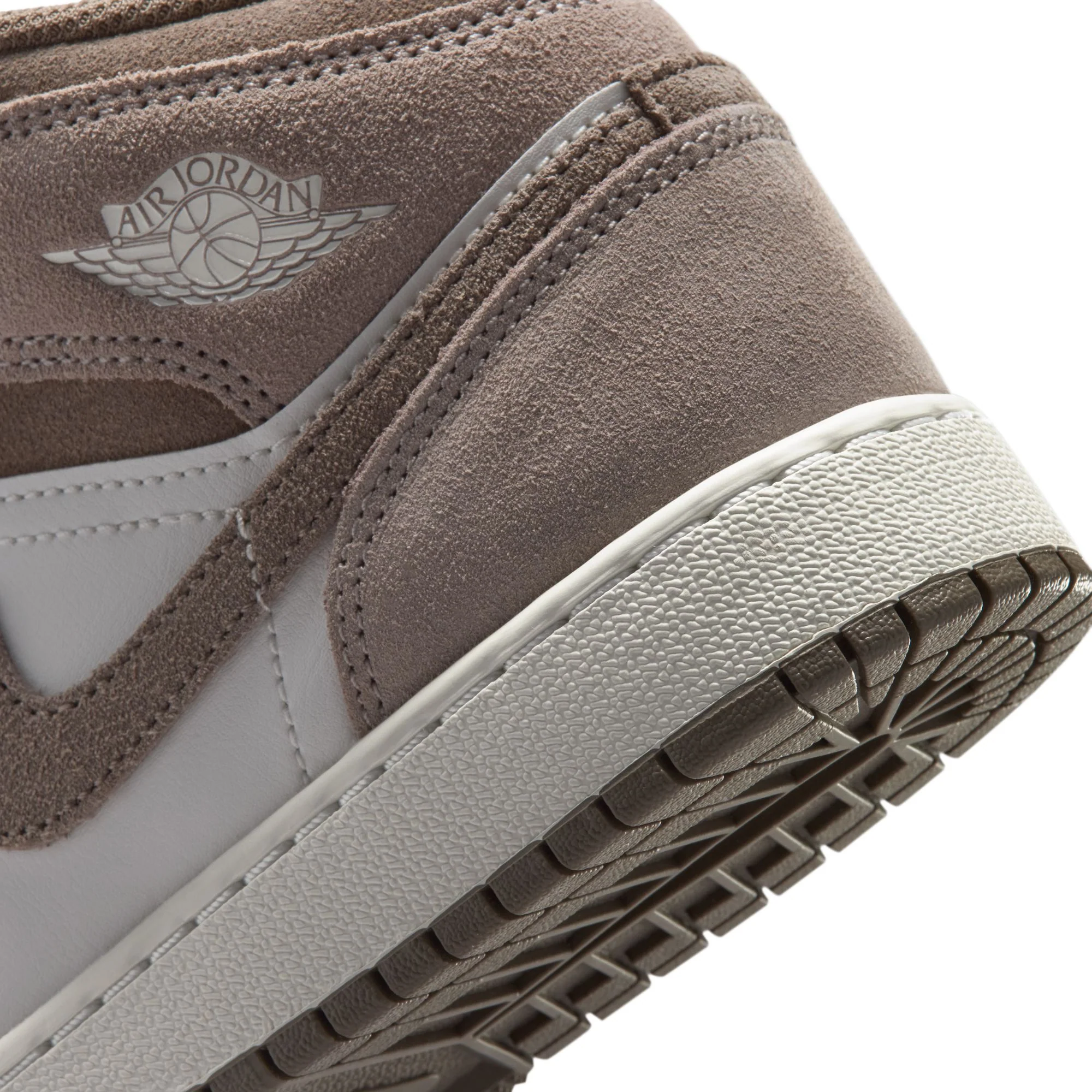 AIR JORDAN 1 MID סניקרס - Image 5