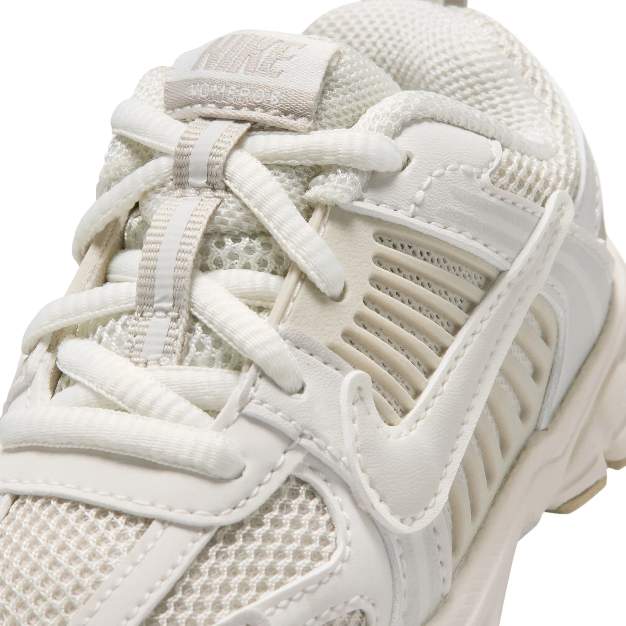 VOMERO 5 LACE סניקרס - Image 6