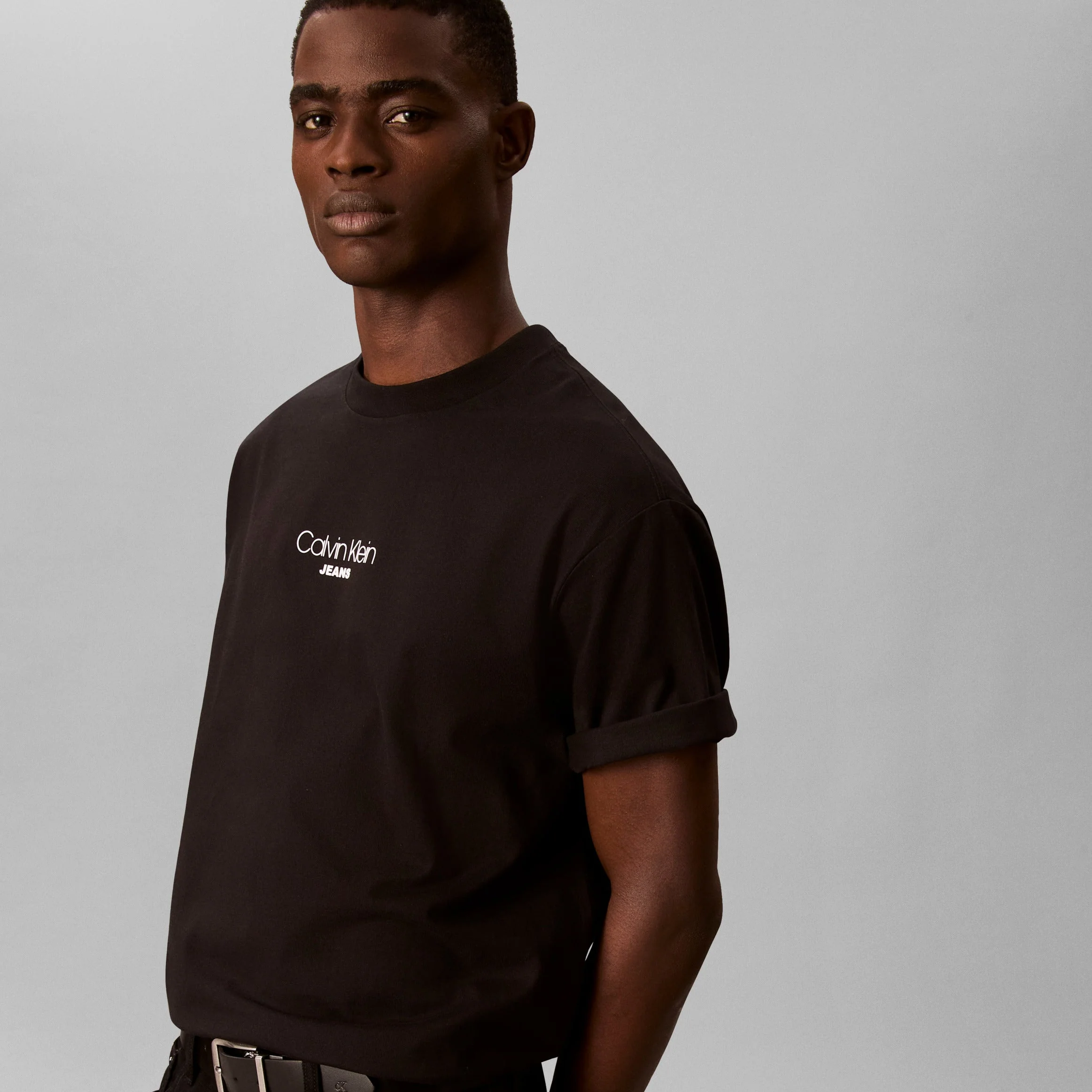 SS 16S RLXD FIT CKJ GRAPHIC TE טישרט - Image 5