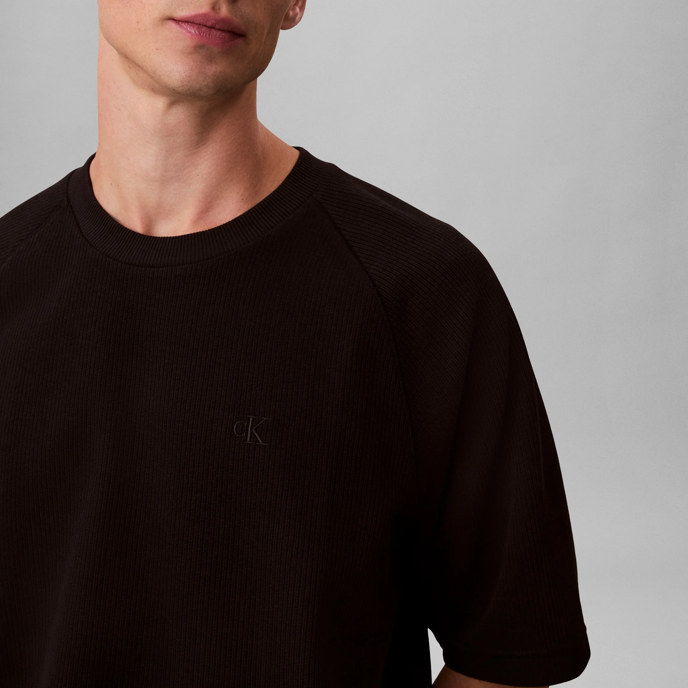 COZY FLATBACK RIB SS RELAXED T טישרט - Image 4