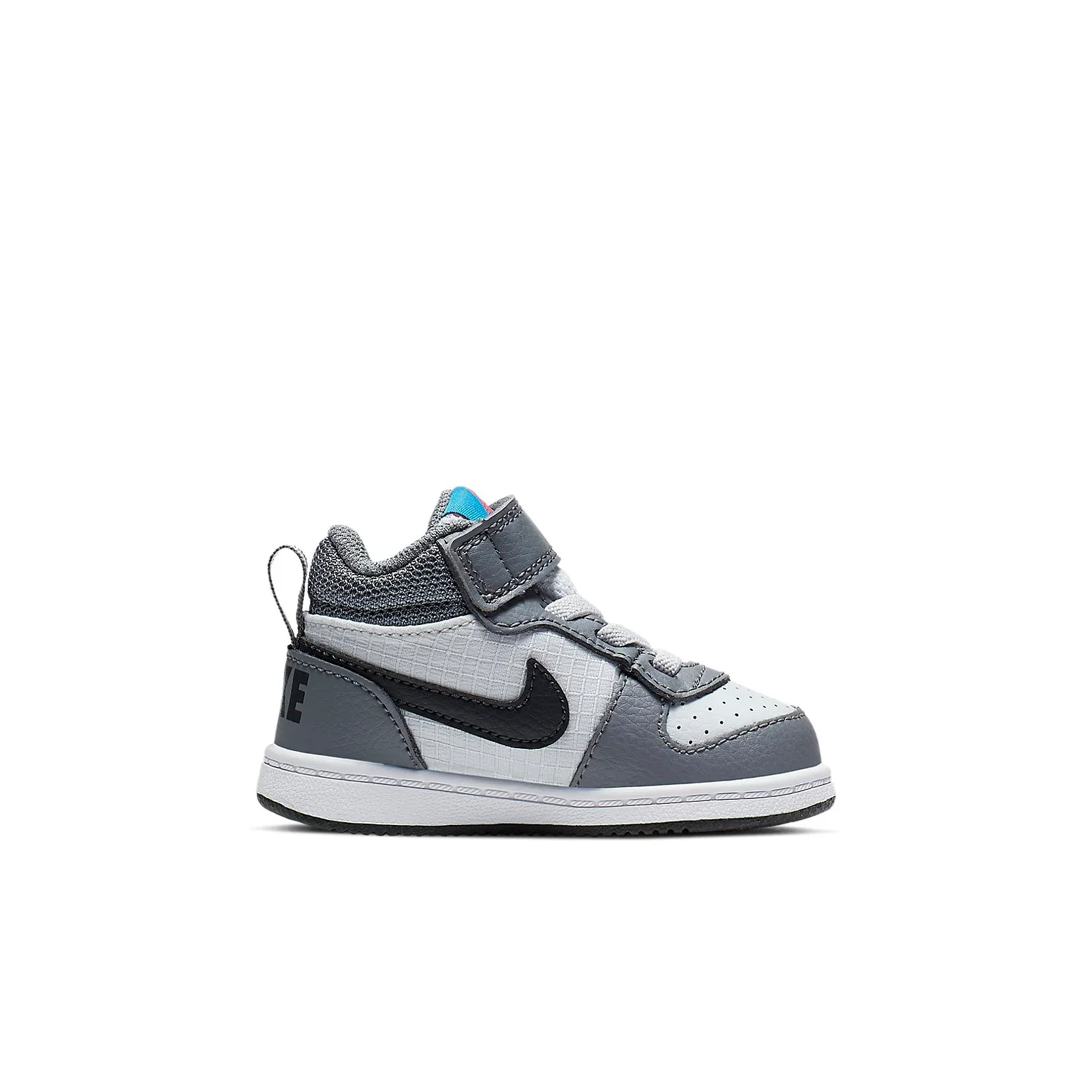 NIKE COURT BOROUGH MID סניקרס