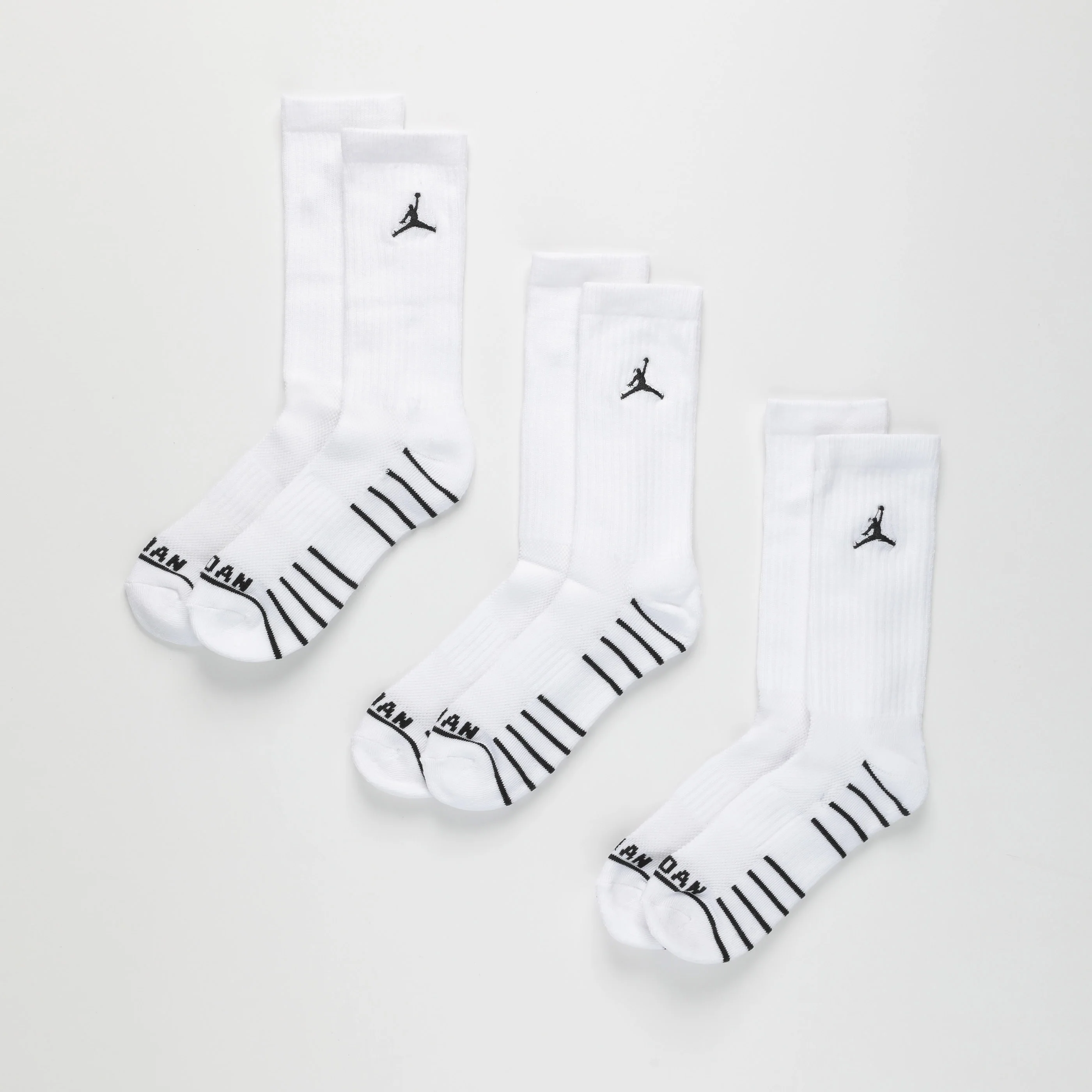 JORDAN CREW מארז שלישיית גרביים גבוהות