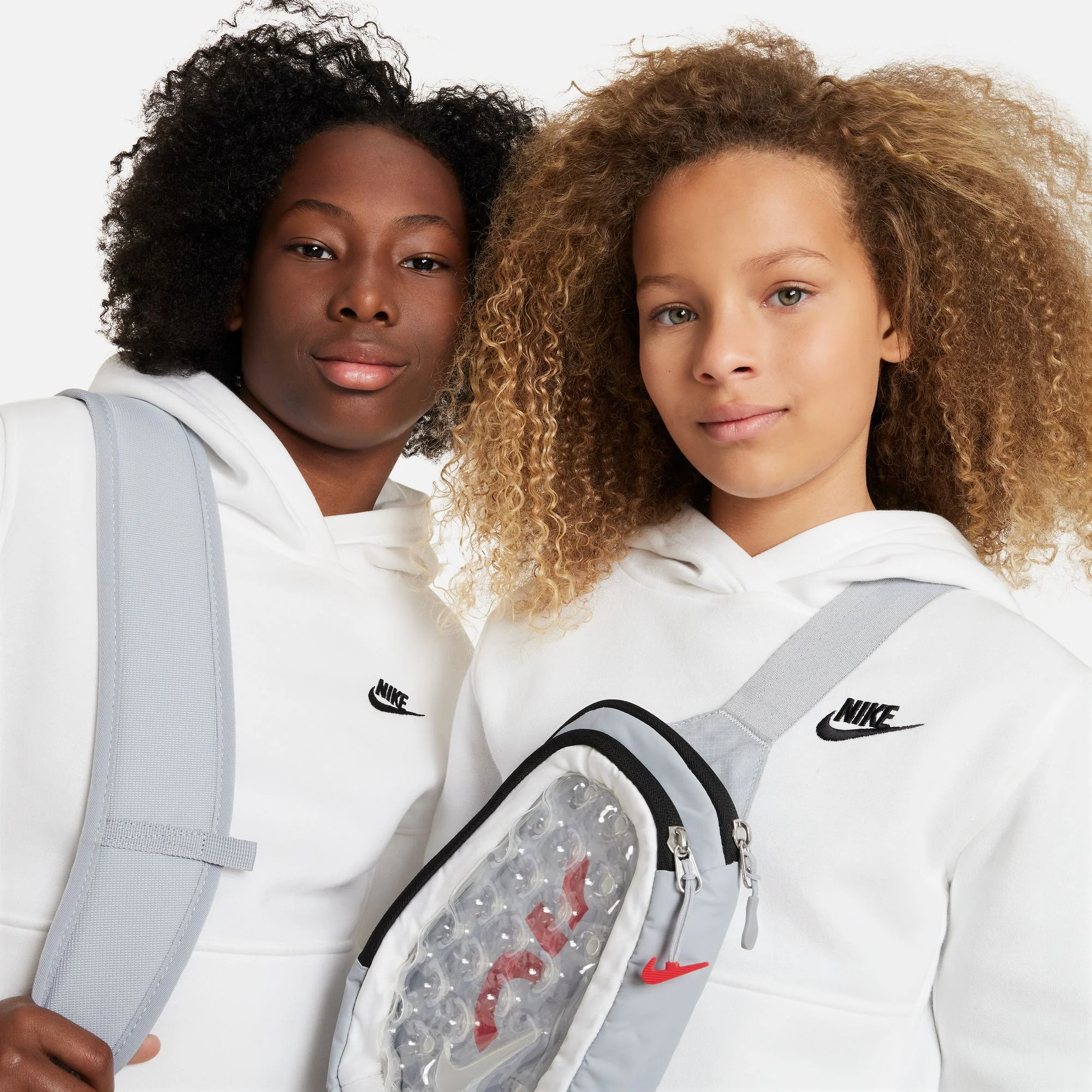SPORTSWEAR CLUB FLEECE סווטשירט - Image 3