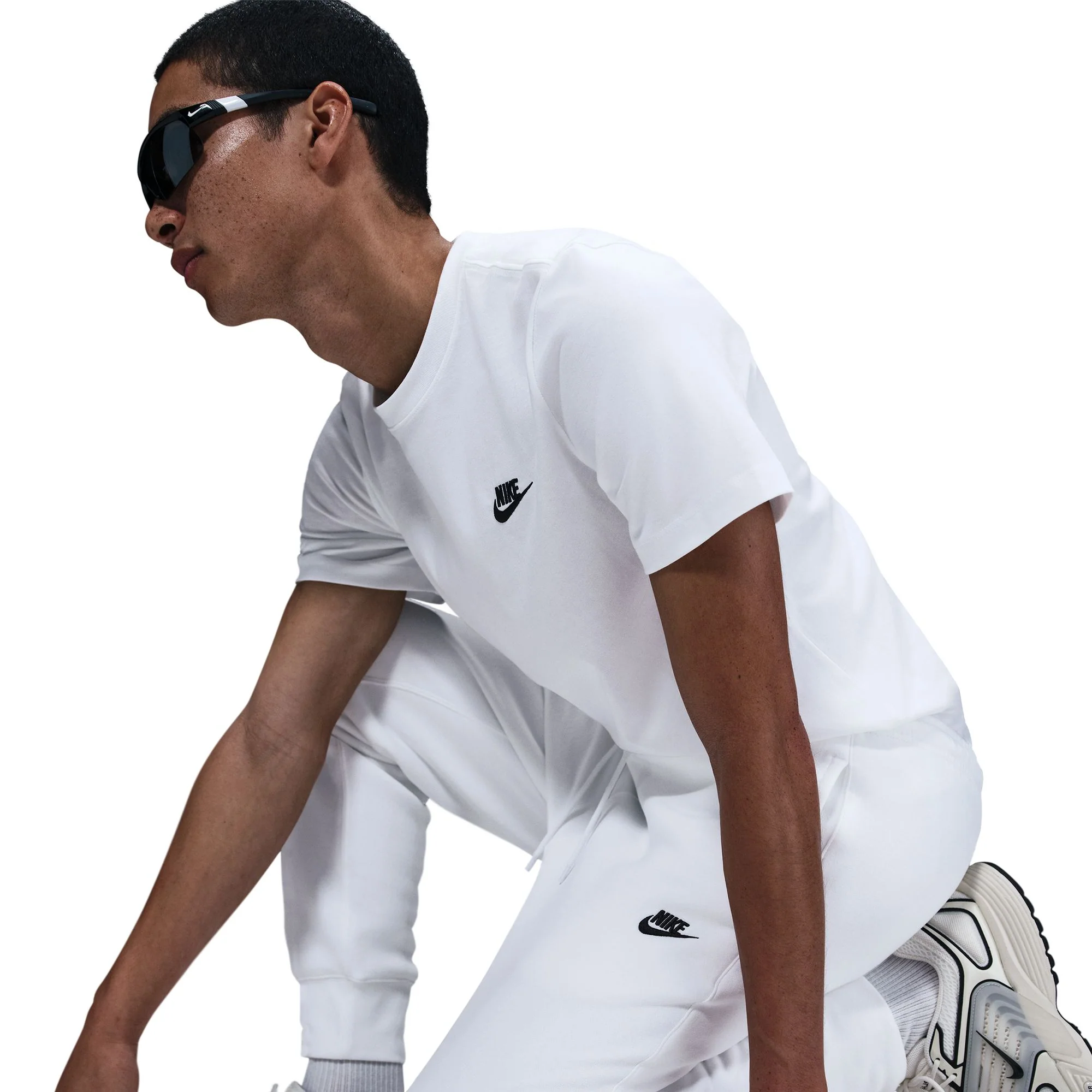 NIKE CLUB מכנסי ג'וגרים - Image 4