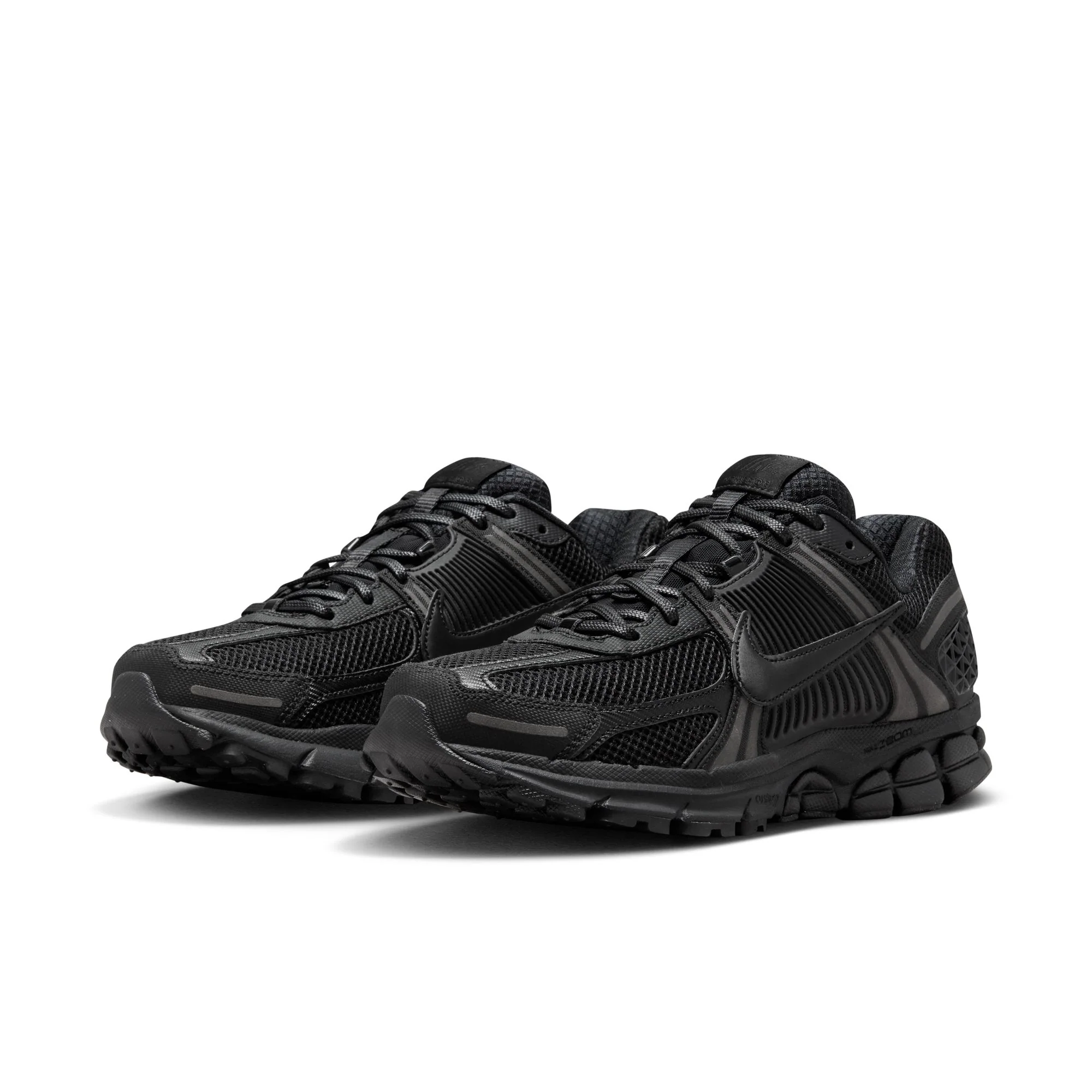 NIKE ZOOM VOMERO 5 סניקרס - Image 2