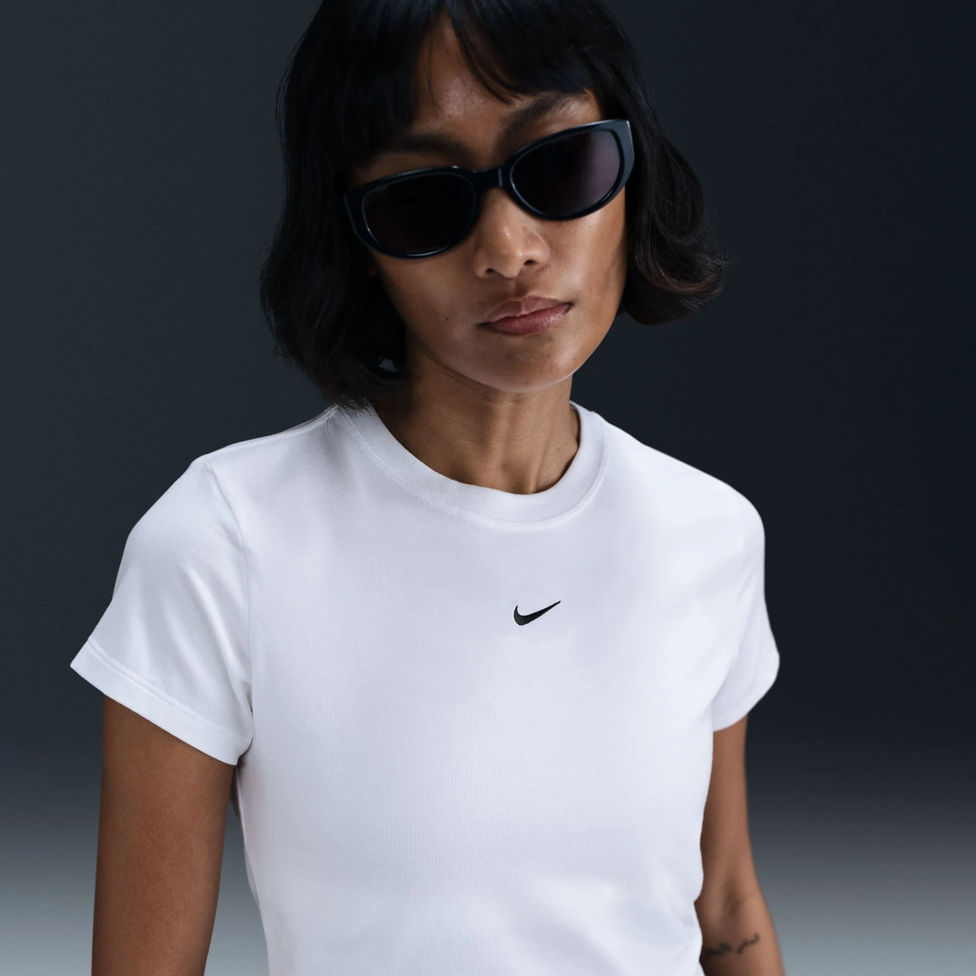 Sportswear Chill Knit טישרט - Image 3